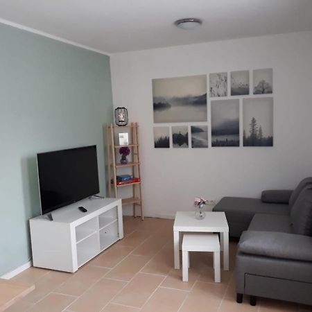 Am Bahnhof Ketzin Apartment Luaran gambar